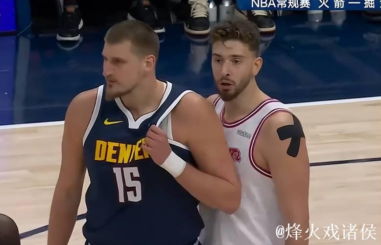掘金胜火箭!杜兰特与奥科吉全面出击,约基奇压制申京,两小将稍显激进。 掘金胜火箭!杜兰特与奥科吉全面出击,约基奇压制申京,两小将稍显激进。